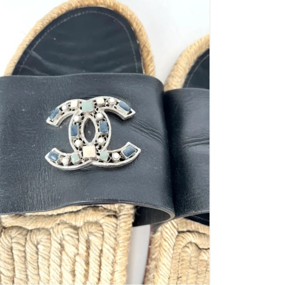 CHANEL 2017 Espadrille Black CC Logo Leather Slip on Slides Sandals 41 1… - Picture 2 of 9